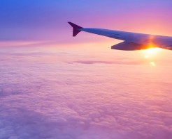 ネットビジネスをやっていて海外や飛行機でwifiを使うときの注意点
